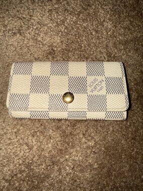 Louis Vuitton Damier Azur Canvas Key Holder - Authetic